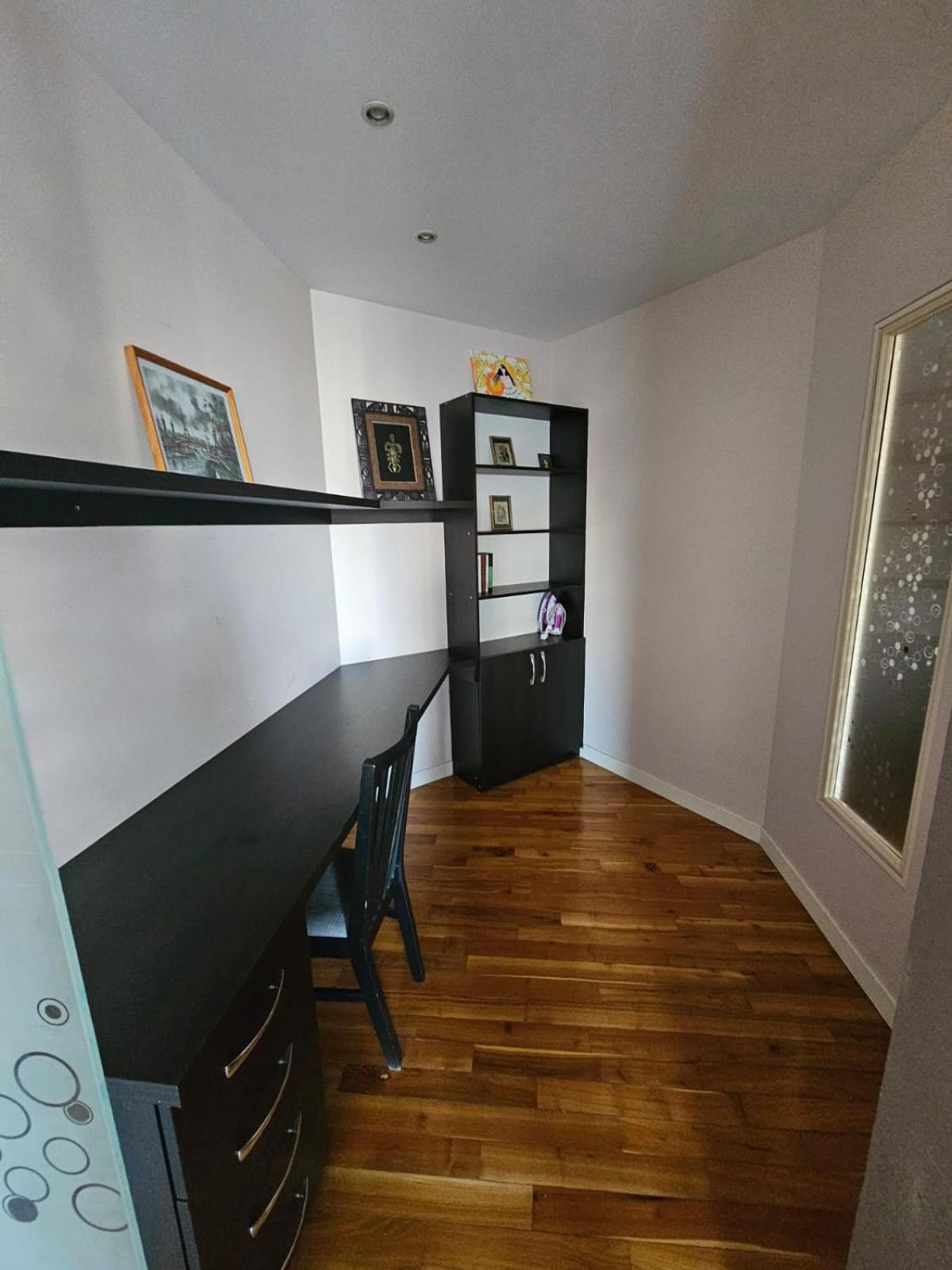 Petru Rares 36 * Chişinău